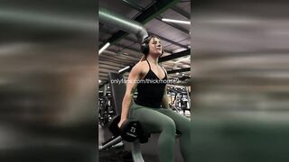18yo Fisting Accident: Arm Elbow-Unfathomable in Cunt on Live Stream