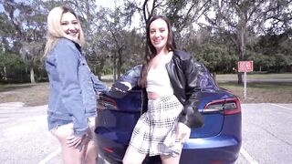 Content Creator Pair Finds Playgirl at Park and Has 3some