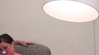 Busty modern mom fucks busty daughter