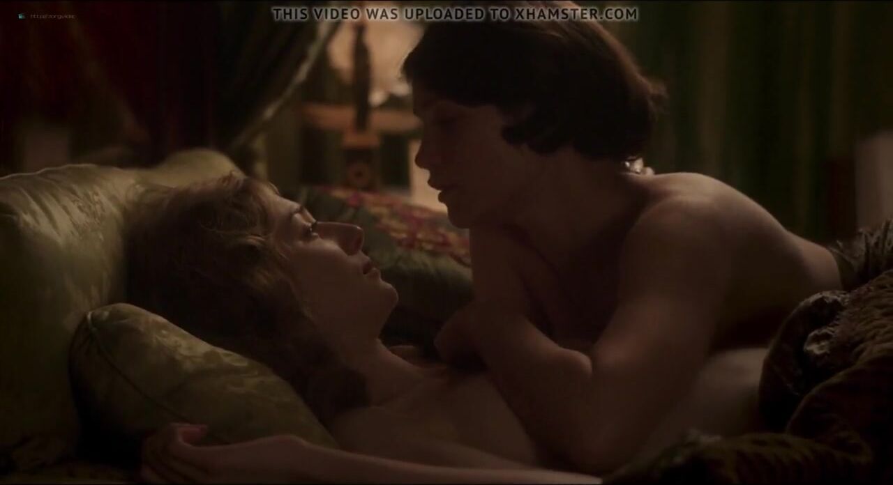 Gemma Arterton and Elizabeth Debicki - Vita & Virgina - Lesbian Porn  Videos
