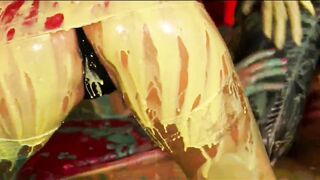 messy lesbian adventure