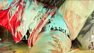 messy lesbian adventure