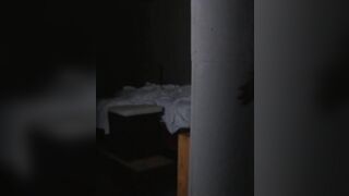 En pleine nuit dans son sommeil