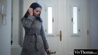 Lesbian enjoy hot sweaty sex