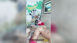 Trans Butt Likes That That guy Puts His Fingers in Her and Gives Her Tongue