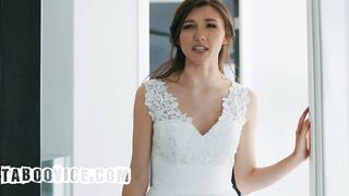 Reagan Foxx And Maya Woulfe in Wedding Jitters
