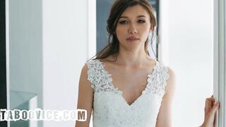 Reagan Foxx And Maya Woulfe in Wedding Jitters