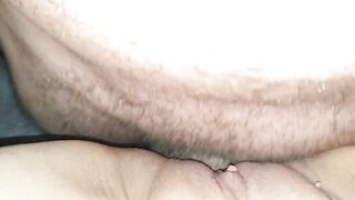 My boyfriend goes all the way in my snatch. Ice cubes and cum enter my.