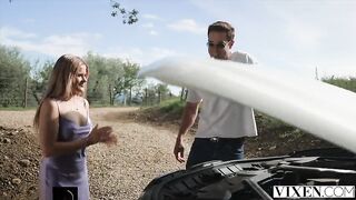 VIXEN Hawt Blond Tourist Nicole Nixon Gets Filled Up By Stranger In Holiday Sex Adventure