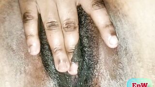 Fingered her Hirsute juicy Snatch untill this babe cream on my hand