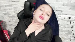 Sexy Babe Desires Ardent Sex