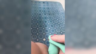 I Love This Self Thrusting Sex tool