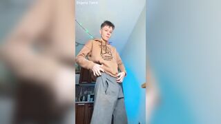 Fast And Coarse Jerk Off When U Merely Have A Hardly any Minutes