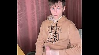 I Just Got Back From College And My Large Penis Is Pulsating