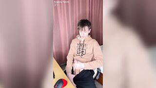 I Just Got Back From College And My Large Penis Is Pulsating