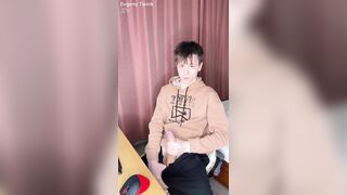 I Just Got Back From College And My Large Penis Is Pulsating
