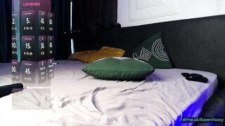 Real Flirting. Hotter Fast. juicy vagina masturbation live, JOI, show-off legs!