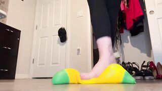 Stretchy Banana Squish Size 26 Feet