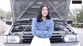 Large Wang Rescues Liora Vane After Car Breakdown