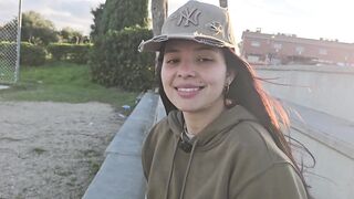 Porn actress has sex with stranger in PUBLIC!