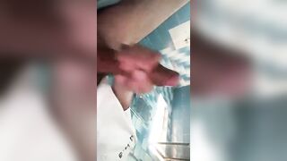 Soy un homosexual caliente en busca de amigos maduros jaja
