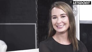 Freya Dee's 1st Time Taking Christian Clay's Chubby Shlong - LETSDOEIT