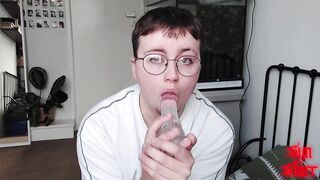 Syn Starr's throat becomes temple for endless rod worship