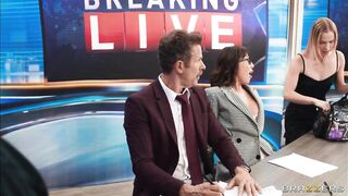 Brazzers - Breaking News: That babe Wishes to Bang