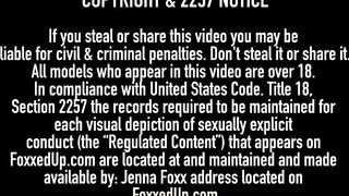 Pussy Licking Lesson! Ebony Jenna Foxx Learns From Sara Jay!