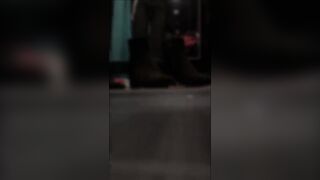 2 girls fitting room cabine 04 - TEASER