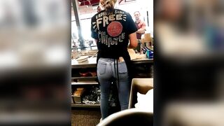 Teen with sexy firm ass candid