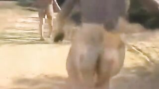 2 LESBIENNES SE FONT DU BIEN !...