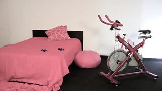 Anal Spinning Bitch