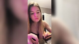 Caramel_peach clip