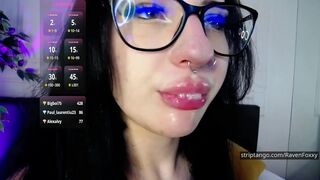 Real flirting, real tension. angel gets off live, JOI, beefy legs!