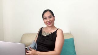 My lewd boss desires to fire me unless I bang her hard and suck her alluring juicy cunt
