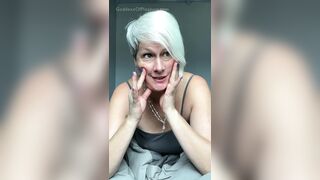Vacation With StepMommy, That babe Showed Off Her Boobs and Booty Whilst Giving Me JOI To Aid Me Rest