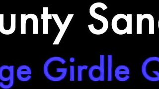 Aunty Sandra on Domestic Duties Vgq42