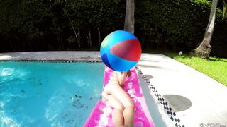 My Vagina Likes Getting Stuffed During the time that Soaking Up The Sun