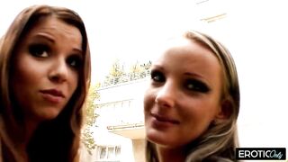 Concupiscent Women Sextoy Drilling Juicy Vaginas Outdoors
