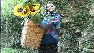 Outdoor granny booty screw with facial