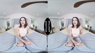 UP CLOSE VR - Marvelous Small Kylie Rocket Jerks U Off Swiftly In advance of Widening Her Legs POV
