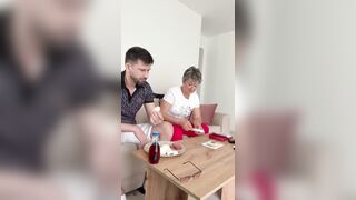 Anal Granny - Tarrot Reading!