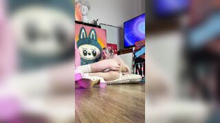 Put on her heels and started riding her much loved sex tool