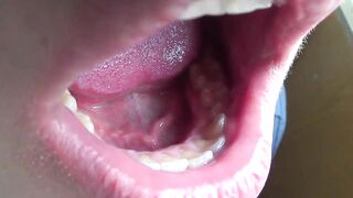 Kate open her throat wide for u