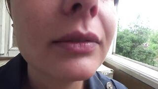 Kate open her throat wide for u