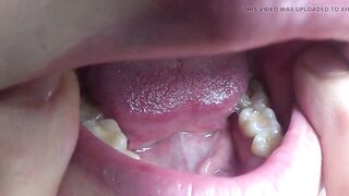 Kate open her throat wide for u