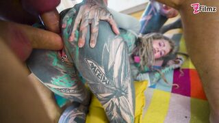 Anuskatzz is back for a insane DAP with three large dicks! Total ANAL DESTRUCTION (Part 4)