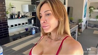 Unfaithful wife seeks coarse sex with her spouse's most good ally
