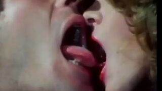 Randy ramrod sucking chick gets jizzed on after getting her snatch fucked
